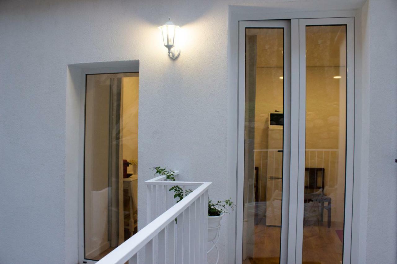 Apartamento Red House By The River